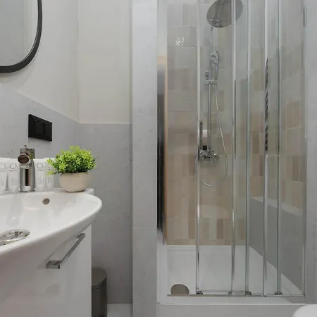 Functional Pet-friendly Micro-apartment In By Renters